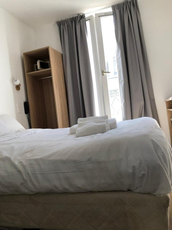 Фото Hôtel de Bordeaux