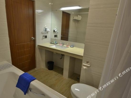 Фото Serene Valley Hotel