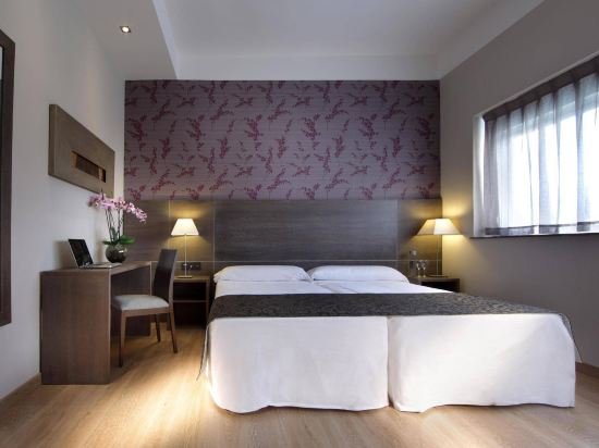 Фото Macià Monasterio de los Basilios Hotel