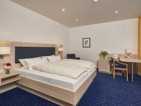 Фото Hotel BonaMari