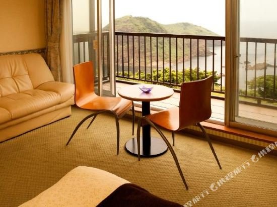 Фото Sado Futatsugame View Hotel