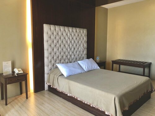 Гостиница King's Royale Hotel and Resort в Сан-Фернандо