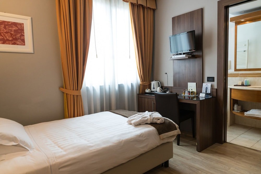 Фото Hotel Royal Falcone