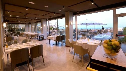 Гостиница Donna Hotel Boutique в Кастельдефельсе