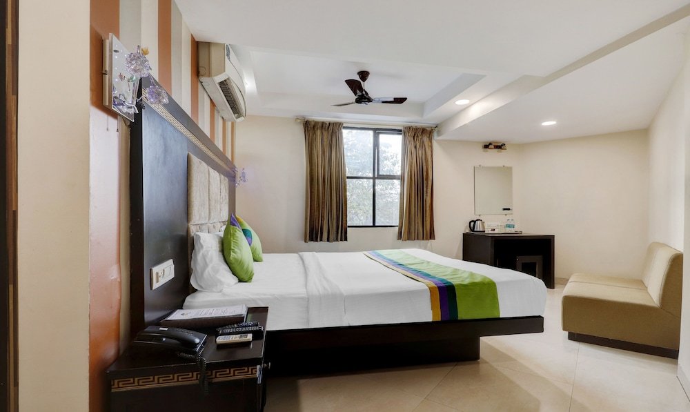 Фото Treebo Trend Orient Grand