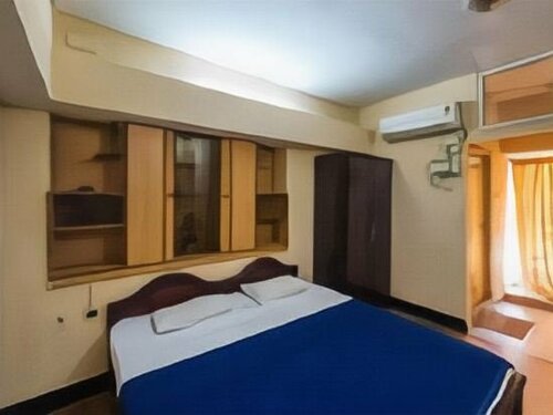 Cosy Banjara Service Apartments & Guest Houses