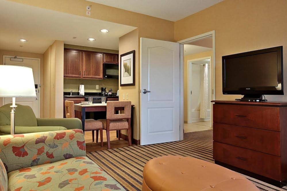 Фото Homewood Suites by Hilton Cleveland-Beachwood