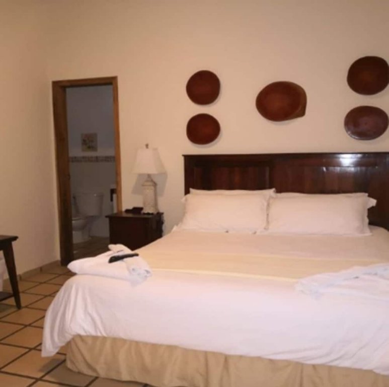 Фото Paraiso Rainforest and Beach Hotel