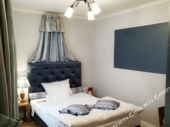 Фото Hotel Goldener Anker