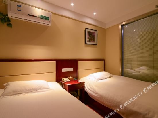 Фото GreenTree Inn ZhenJiang JieFang Road University Affiliated Hospital Ex