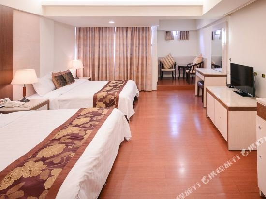 Фото Waugh Den Hotel