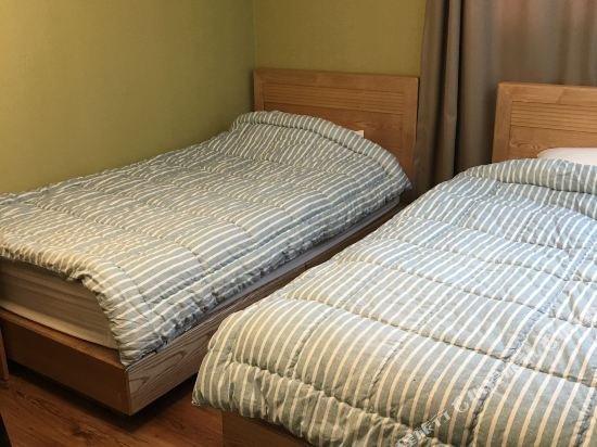 Фото Sinsa Residence and Guesthouse