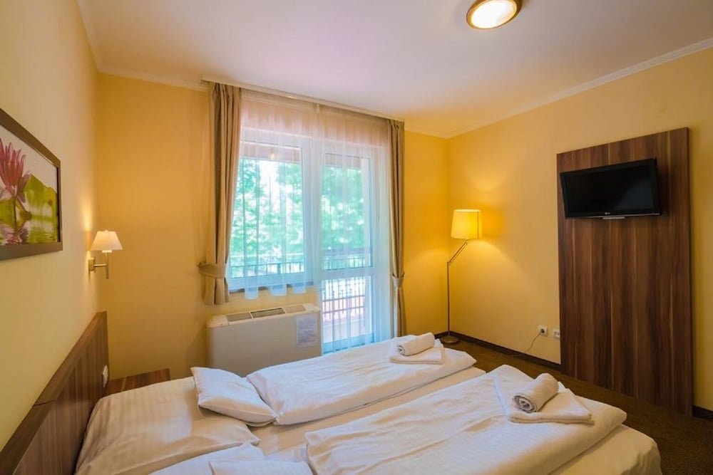 Фото Balaton Colors Beach Hotel