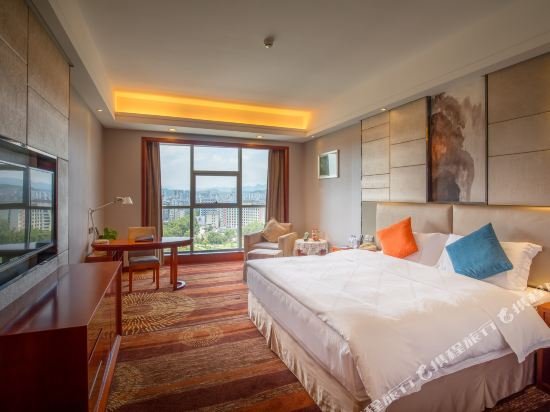 Фото Zhangjiajie Huatian Hotel