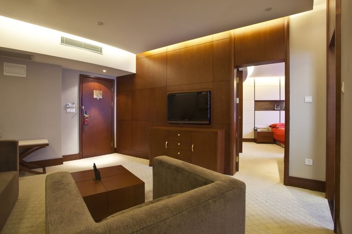 Фото Noble Center Hotel