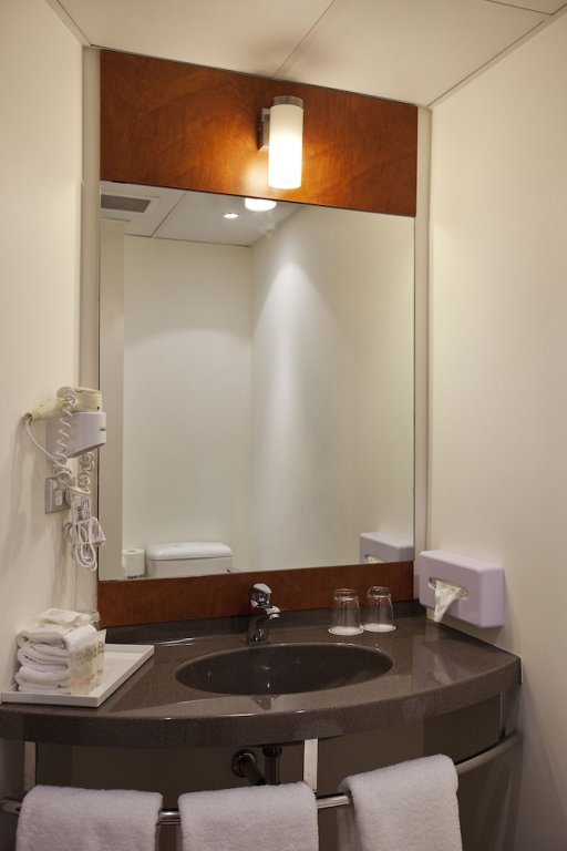 Фото Novotel Hamilton Tainui