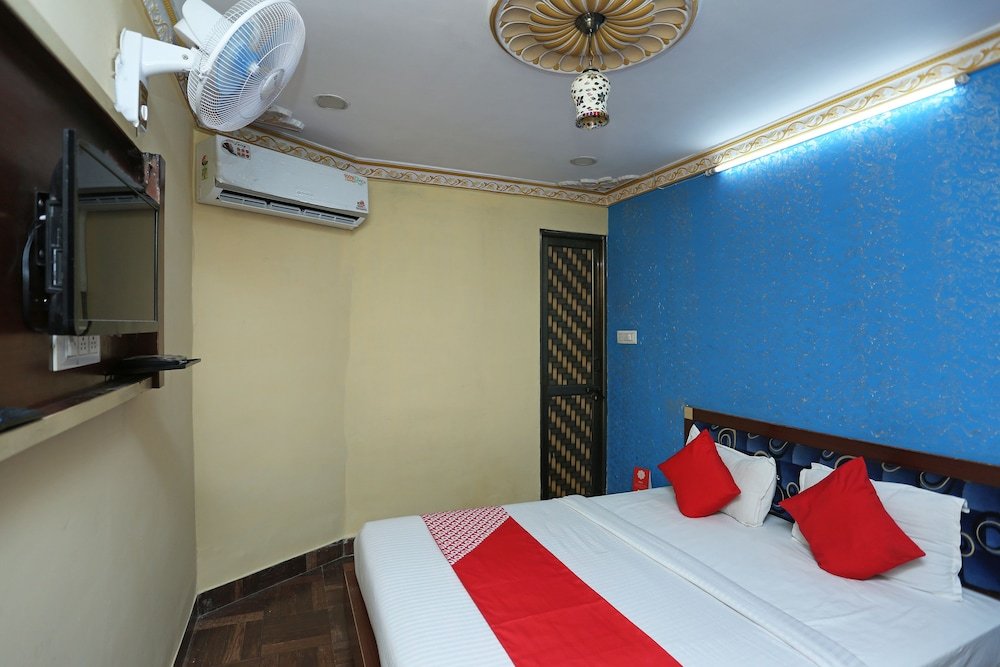 Фото Oyo 16782 Shree Ganesh Hotel & Restaurant