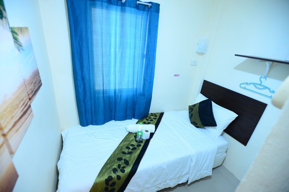 Фото Khaosan Green House Hotel