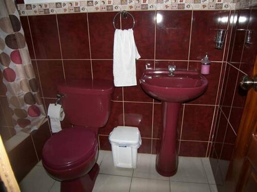 Гостиница Hostal Gosén в Пуэрто-Бакерисо-Морено