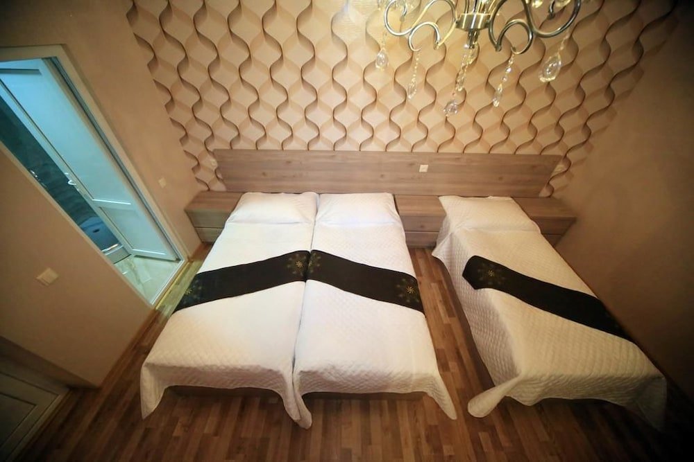 Фото Отель Эдельвейс