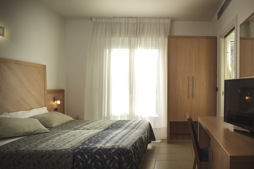 Фото Hotel Tropical