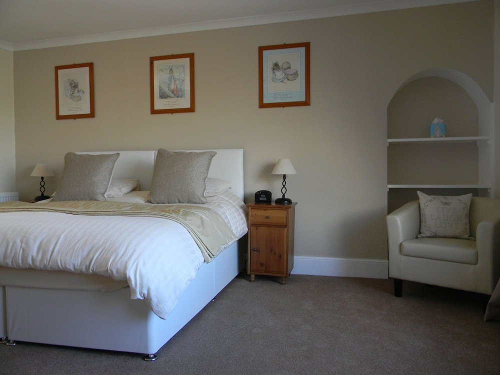 Фото Harbour Lights Guesthouse