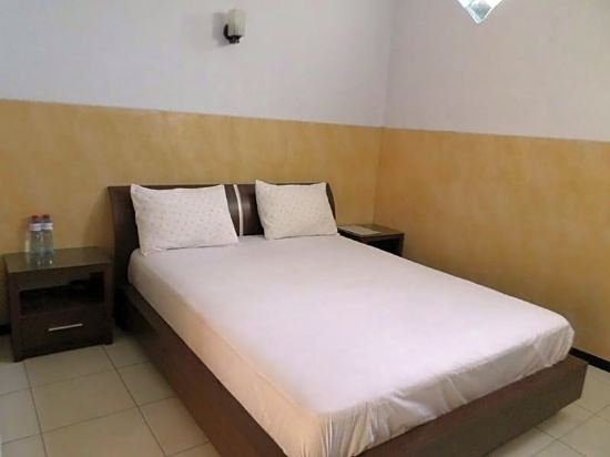 Фото Hotel Cendrawasih