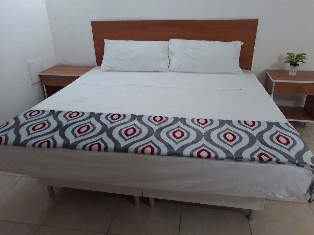 Фото Ruben's Hotel