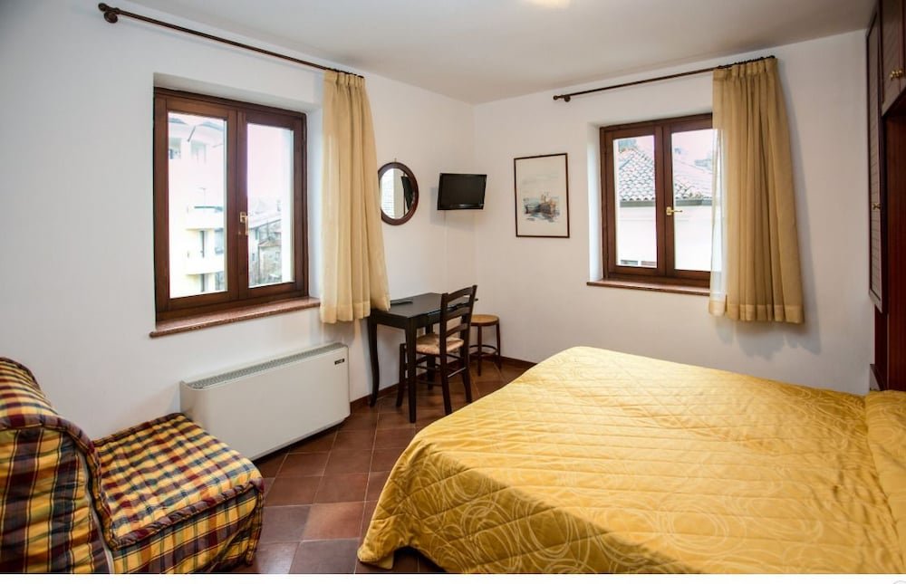 Фото Hotel Alla citta di Trieste