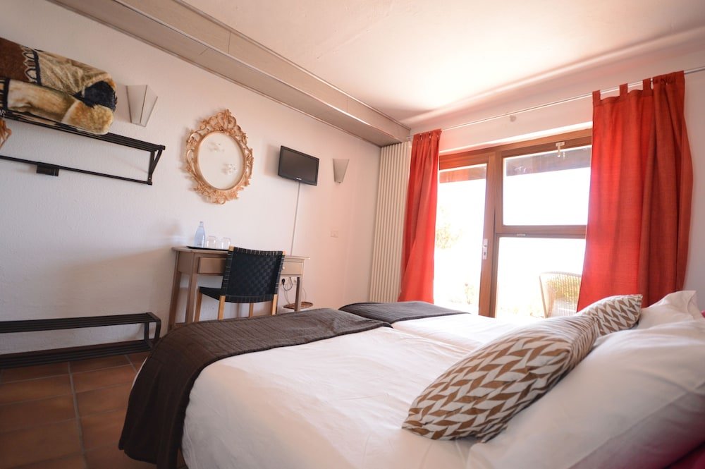 Фото Hotel Alta Montaña