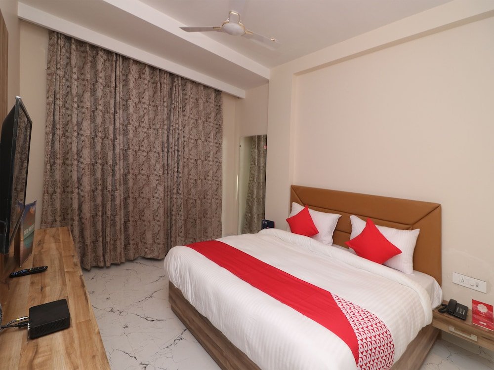 Фото Oyo 24754 Hotel Good Luck House