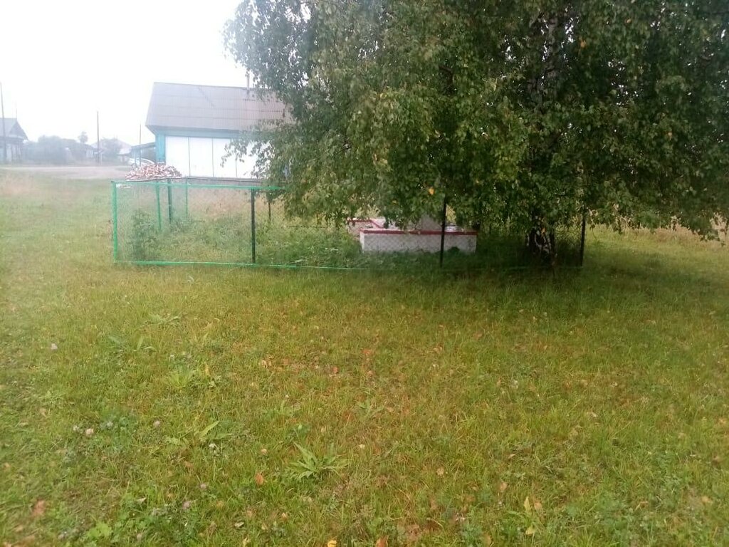 نصب تذكاري للحرب، مقبرة جماعية Воинам, павшим в годы Великой Отечественной войны ، مقاطعة سفيردلوفسك، صورة