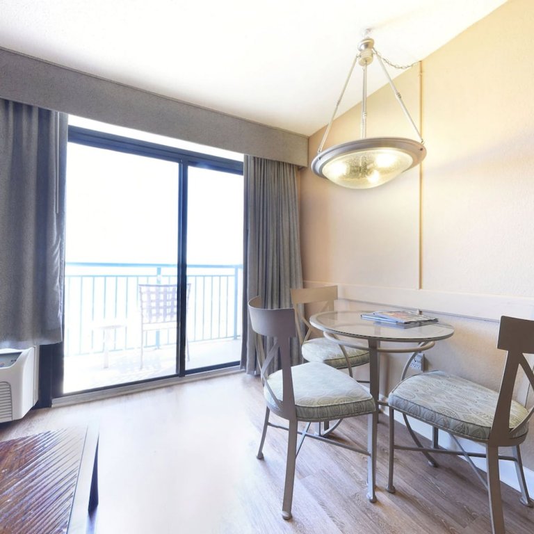 Фото Sandcastle Oceanfront Resort South Beach