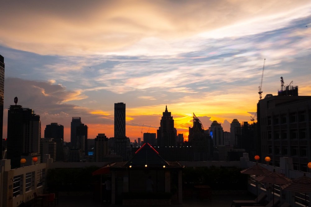 Фото Zenith Sukhumvit Hotel