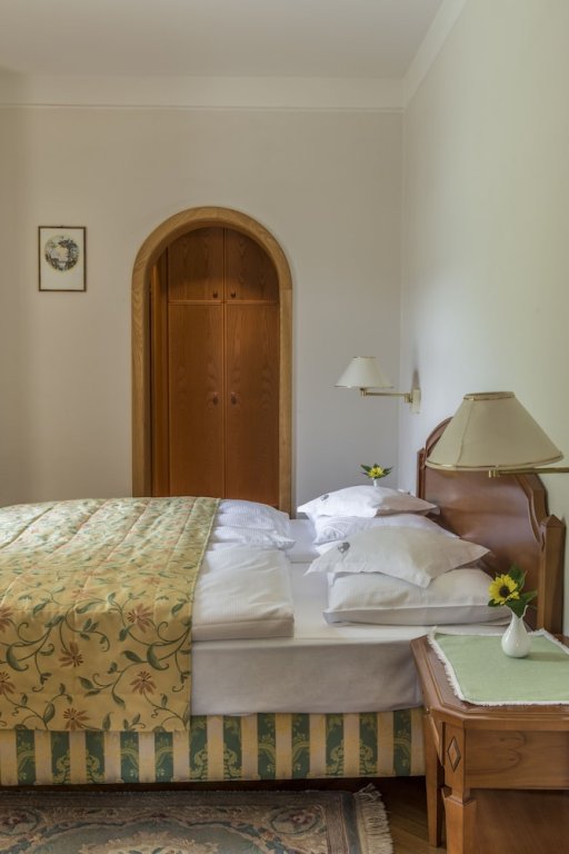 Фото Hotel Elephant