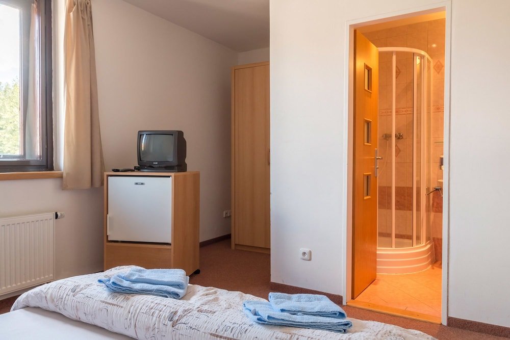 Фото Outline B& x26; B Jiricna