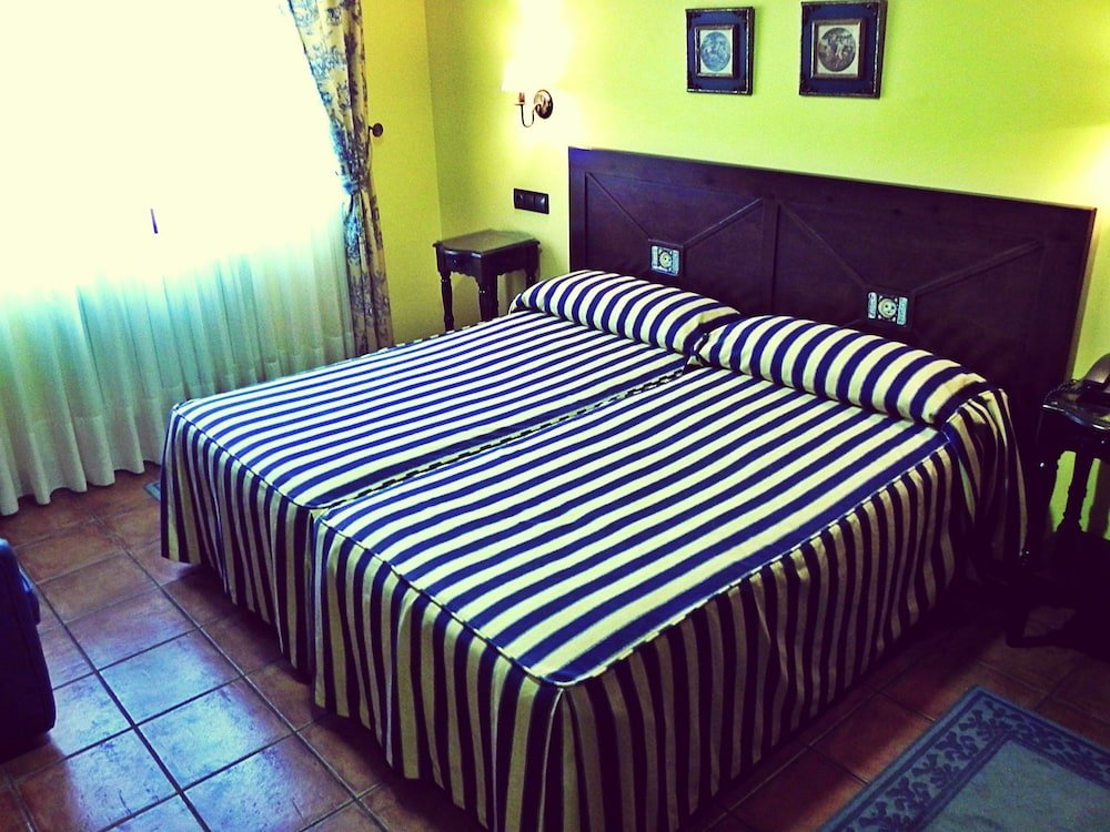 Фото Hotel La Posada del Rey