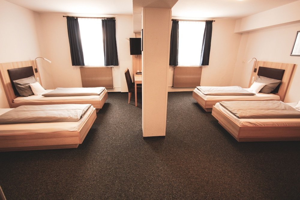 Фото Hotel Am Vogelsanger Weg