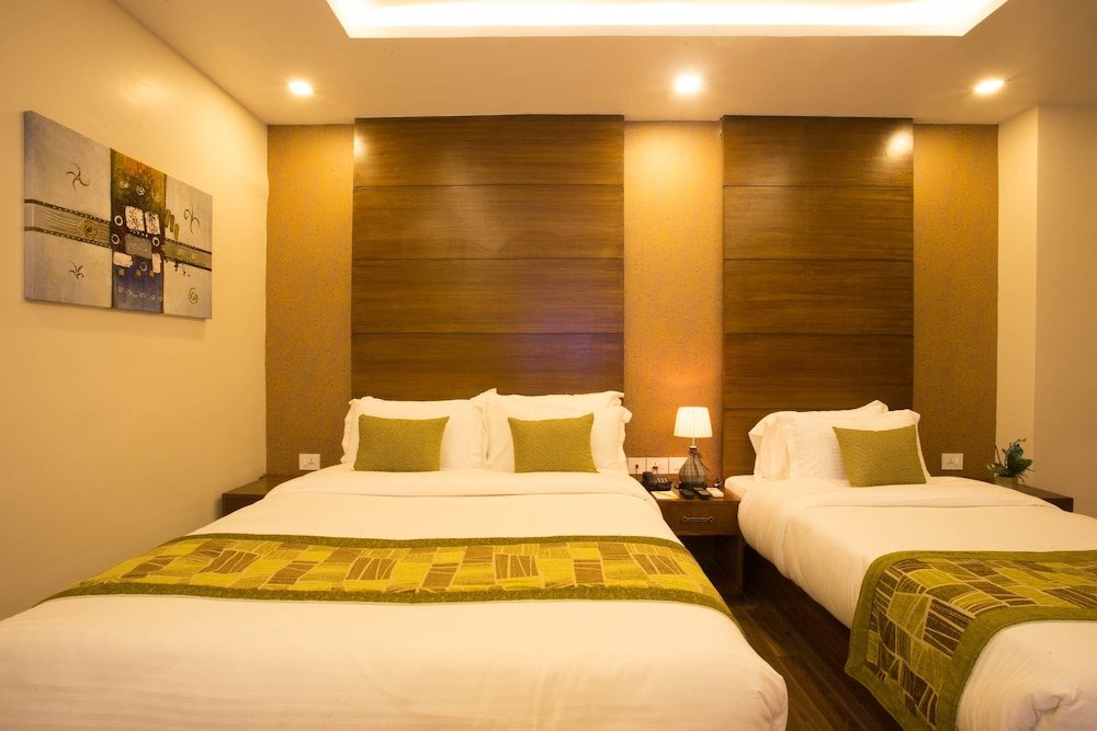 Фото Yatri Suites & SPA