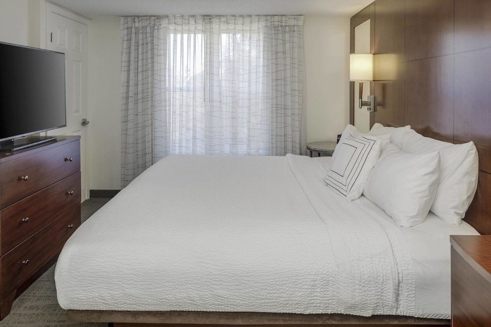 Фото Residence Inn by Marriott Portsmouth