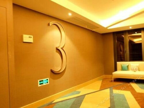 Внешний вид отеля MiniMax Premier Hotel Shanghai Hongqiao в Чаннине, фото 4