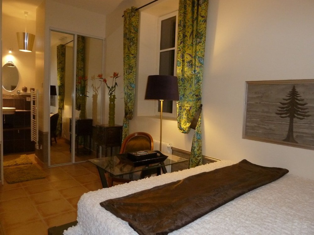 Фото Lyon Faubourg