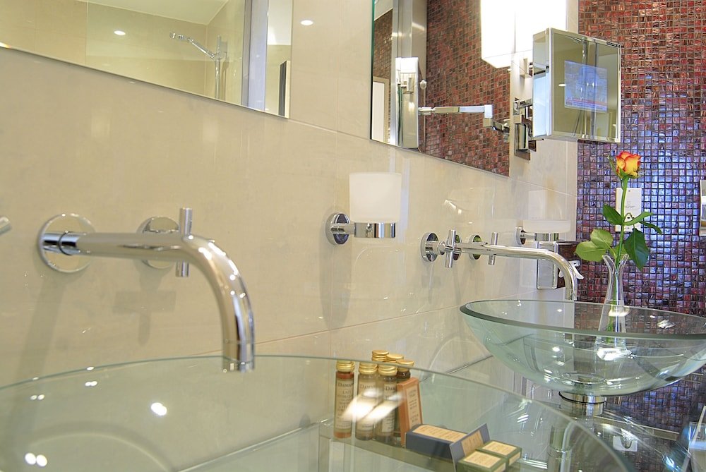 Фото Corinthia Hotel Prague