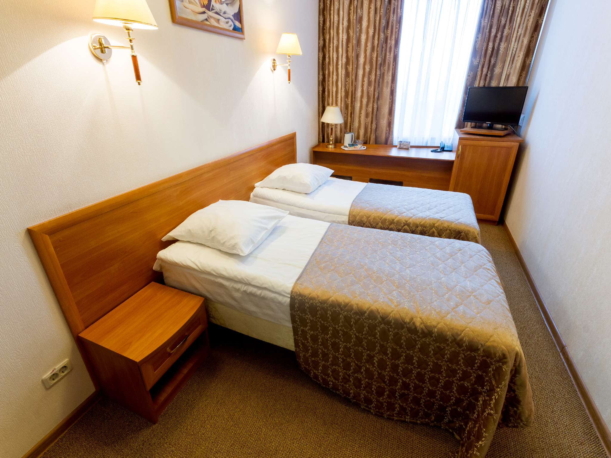 Фото Аструс