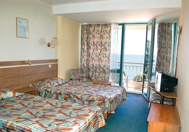 Фото Hotel Ambassador