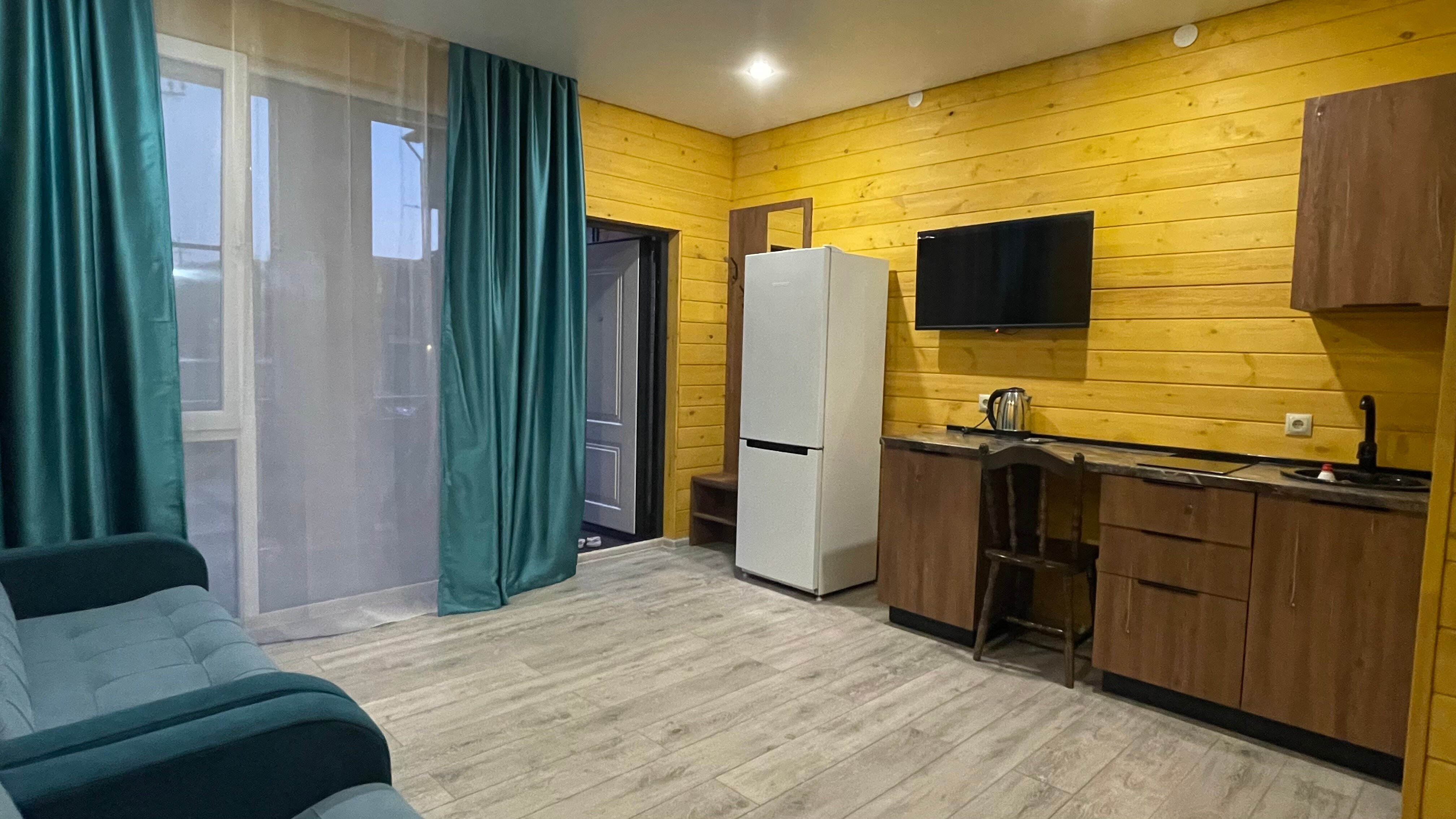 Фото Golden House