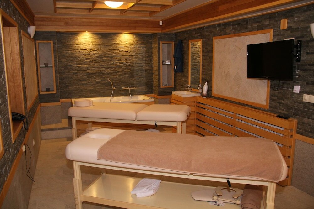 Фото 7 Pools SPA & Apartments