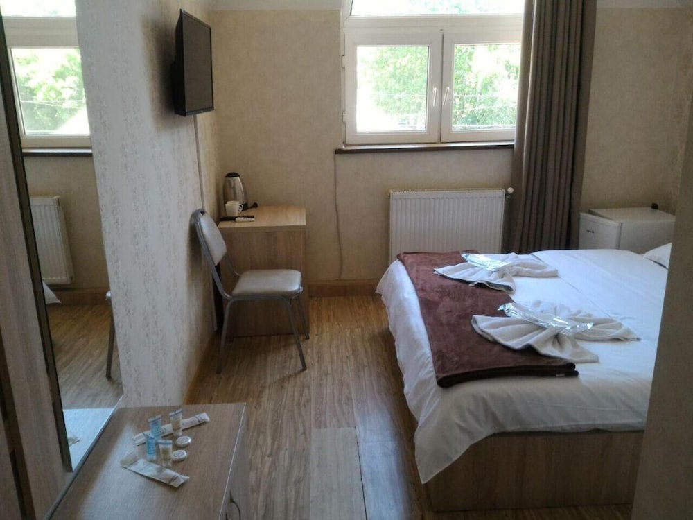 Фото 7 Star Hotel