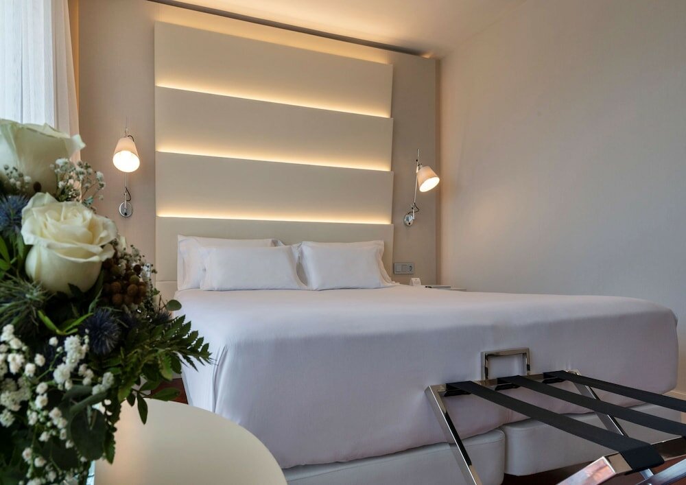 Фото Nh Málaga Hotel