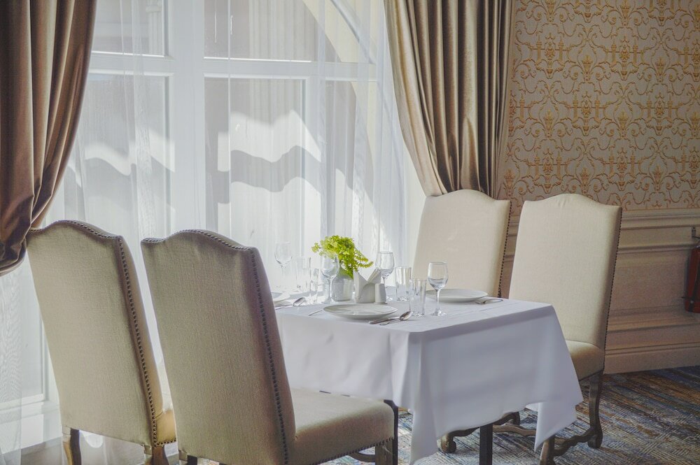 Фото Bayangol Hotel